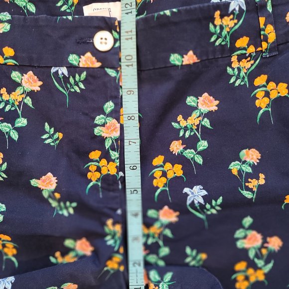 Crown & Ivy Shelby Floral Shorts Size 16 Scalloped - Picture 6 of 8